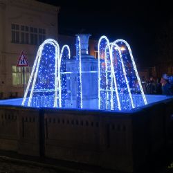 Rozsvítili strom