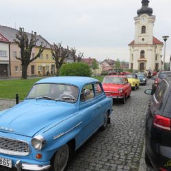 ČERNOŠÍNEM PROJELY MOTO KLENOTY Z MINULÉHO STOLETÍ
