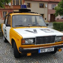 HISTORICKÁ VOZIDLA V ČERNOŠÍNĚ