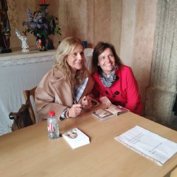 Lenka Filipová zpívala v kostele