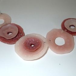 Polymerová hmota je základem nové výstavy