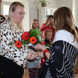 Výstava KOŘENY je vizitkou dětí ZŠ v Černošíně