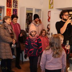 Výstava KOŘENY je vizitkou dětí ZŠ v Černošíně